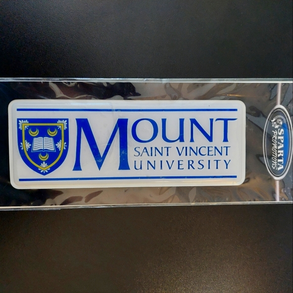 Mount Saint Vincent University car decal - Picture 3 of 5